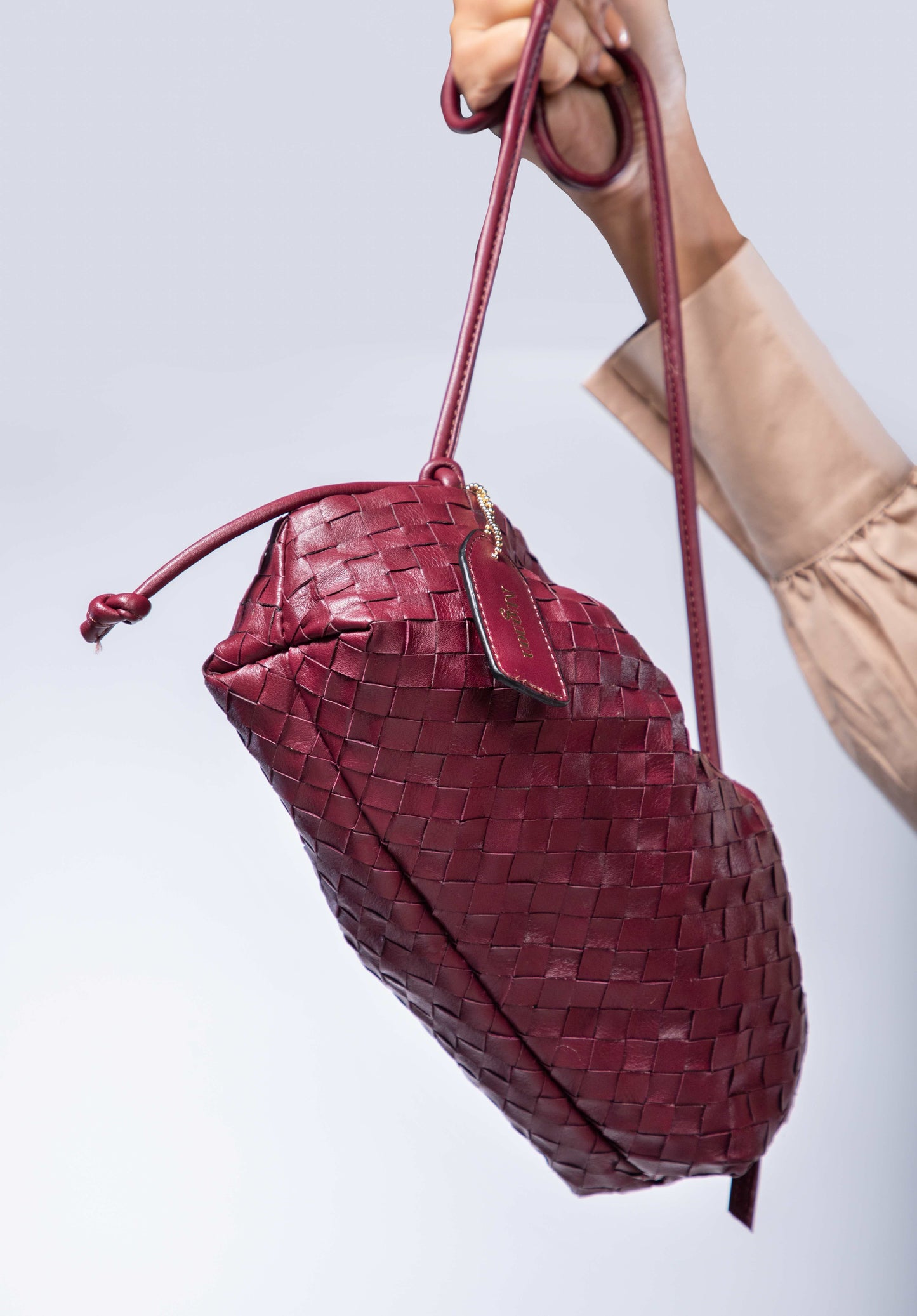 All New- Plushelle woven bag