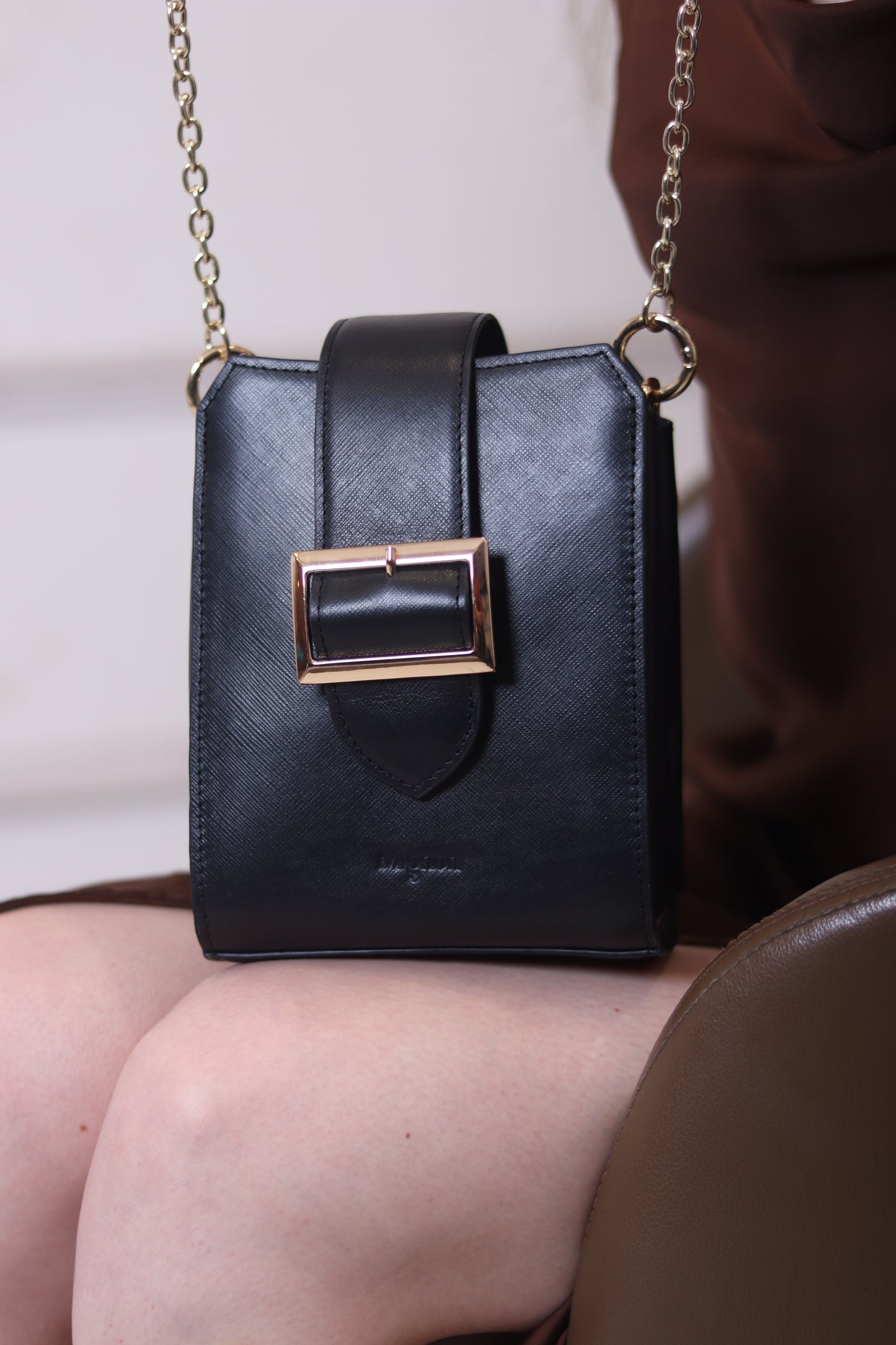 Regal Sling Bag