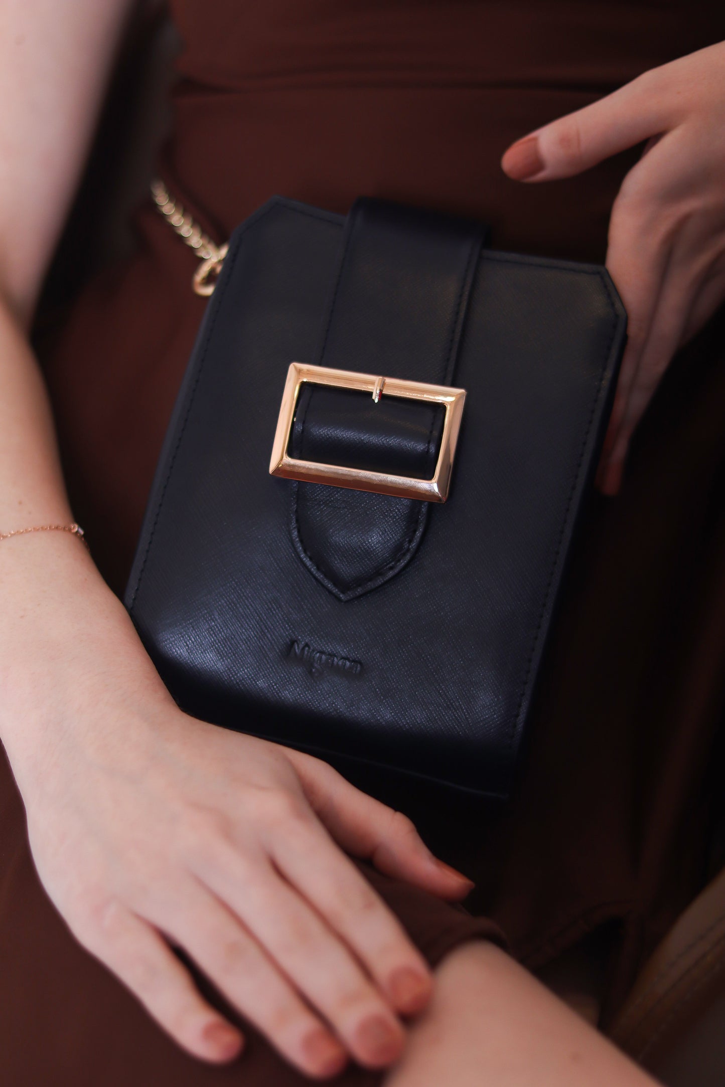 Regal Sling Bag
