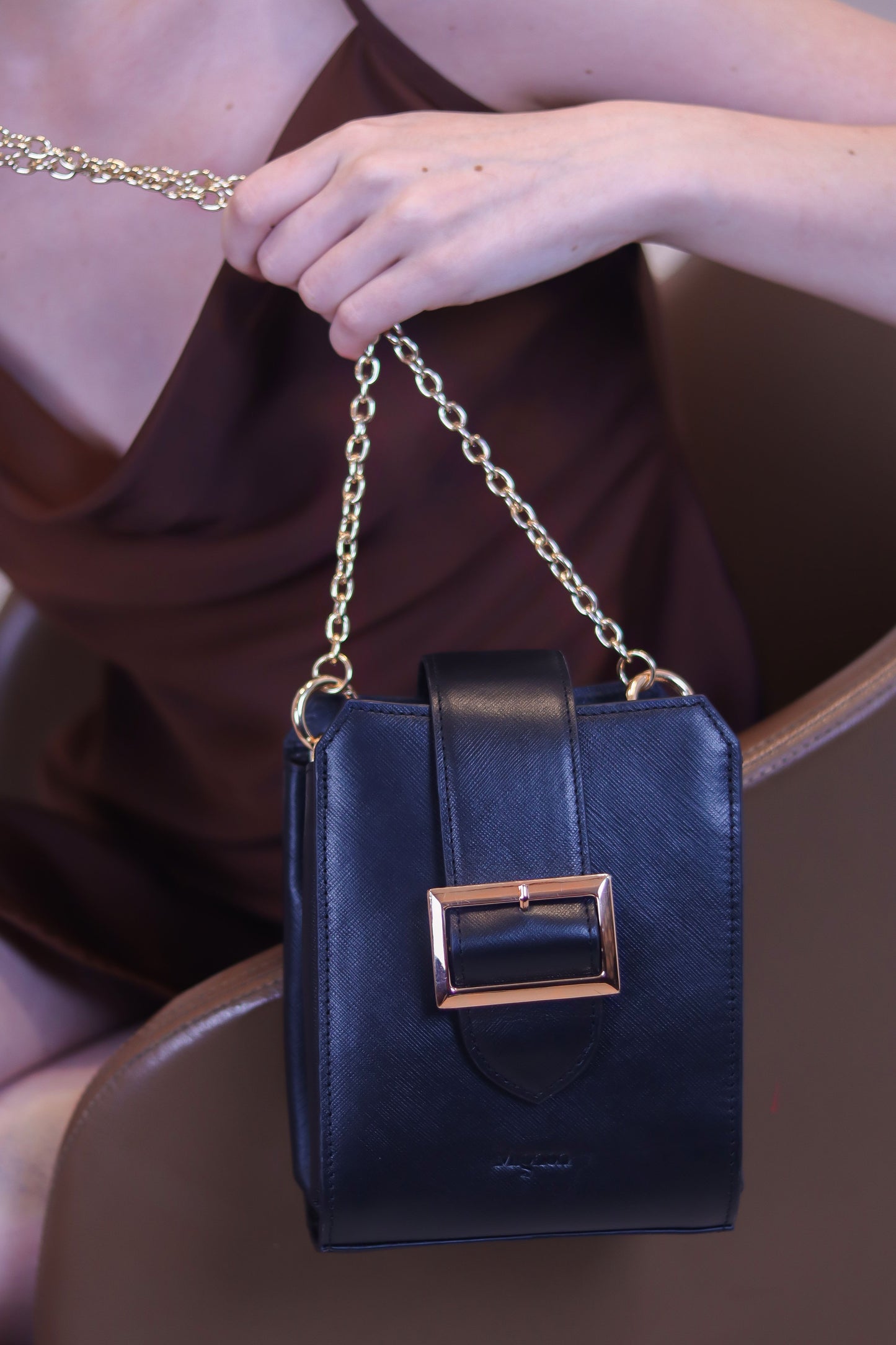 Regal Sling Bag